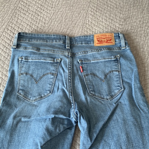 Levis 711 jeans - Picture 3 of 4